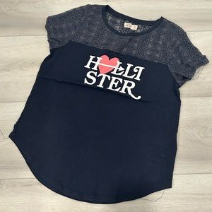 Hollister heart bow